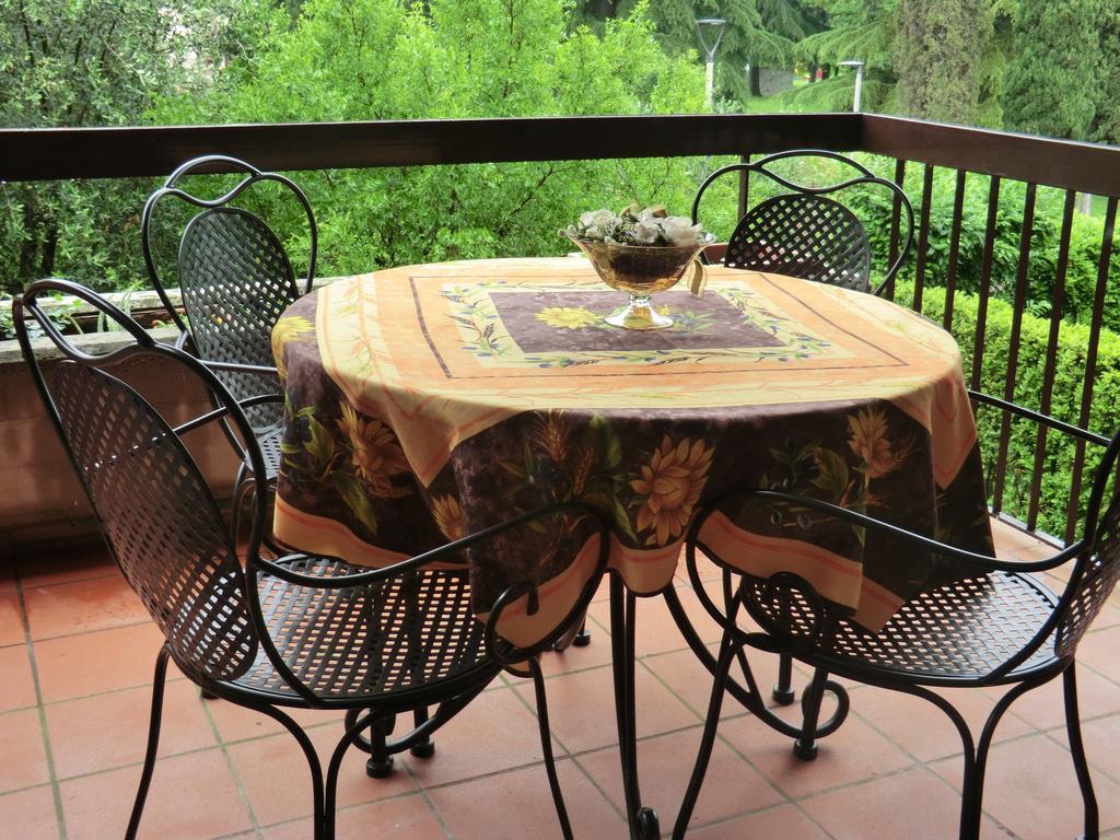 Doctor House Desenzano Apartment Desenzano del Garda Ngoại thất bức ảnh